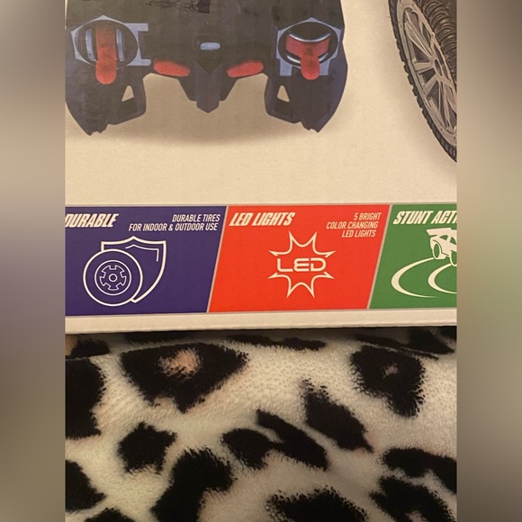 🏁🚘-Turbo Twister Hyper Spin Remote Controlled Car-🚘🏁 - Picture 11 of 12